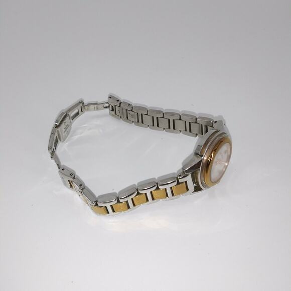 Breil Women's Wrist Watch Stainless Steel Back Mother of Pear Face Dial White - Picture 6 of 7